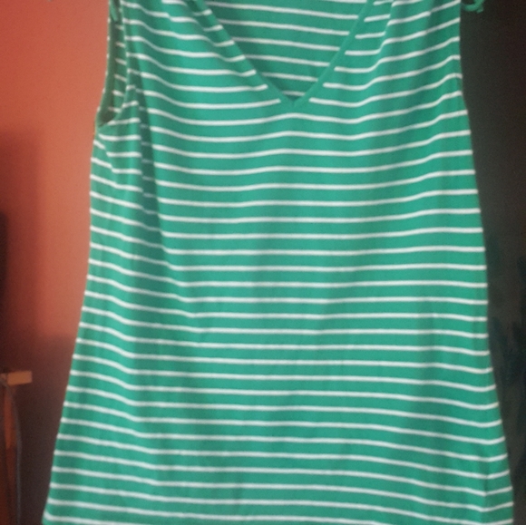 Top - Picture 3 of 5